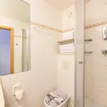 Blue Wellness Pools Saunas With Alpine View Balcony דירה